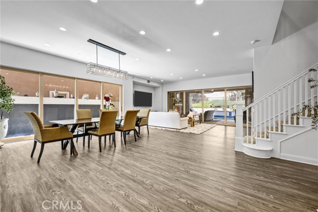 Image 4 of 46 For 5577 Heritage Oak