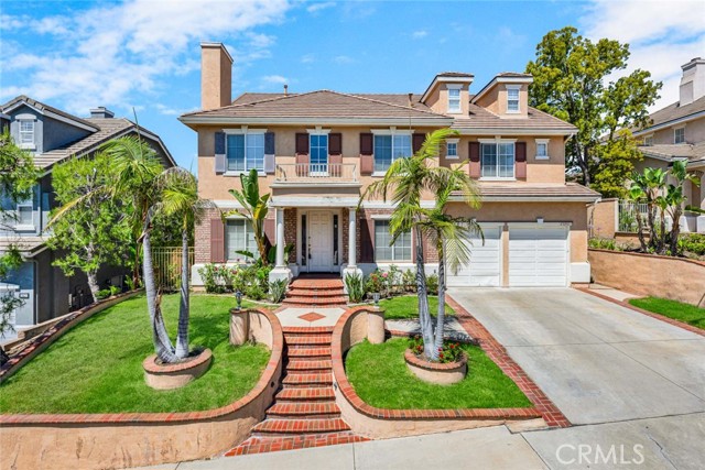 23261 Castle Rock, Mission Viejo CA: https://media.crmls.org/medias/7e86e161-a518-4a01-9a73-f2de26185c33.jpg
