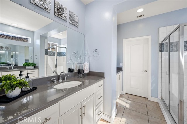 Detail Gallery Image 16 of 48 For 850 Romneya, Santa Maria,  CA 93455 - 5 Beds | 3 Baths