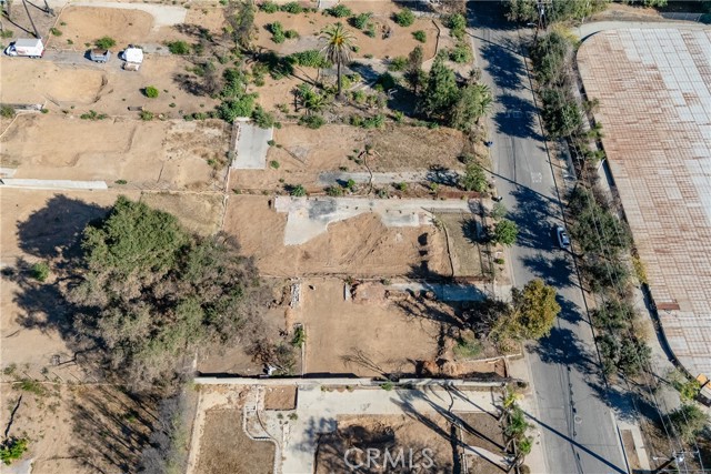 95 E Calaveras Street, Altadena CA: https://media.crmls.org/medias/7e884cba-0936-40fe-b5da-9b746eb4c01b.jpg