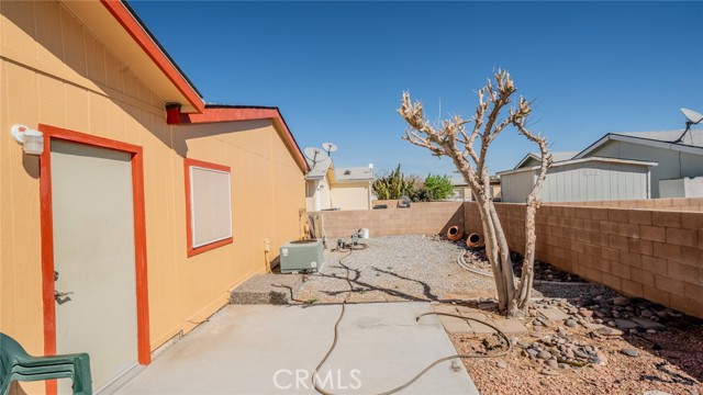 Detail Gallery Image 36 of 56 For 22241 Nisqually #74,  Apple Valley,  CA 92308 - 4 Beds | 2 Baths