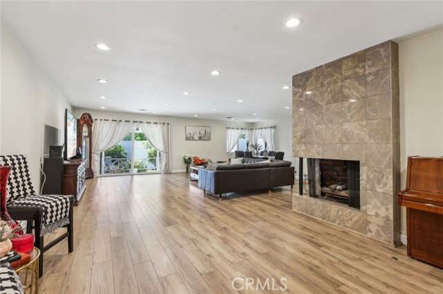 Detail Gallery Image 6 of 47 For 7117 Vanscoy Ave, North Hollywood,  CA 91605 - 3 Beds | 2 Baths