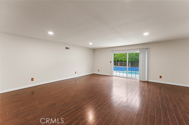 16424 Holmes Place, Cerritos CA: https://media.crmls.org/medias/7e89865a-4e93-49eb-a409-c2d63b412240.jpg