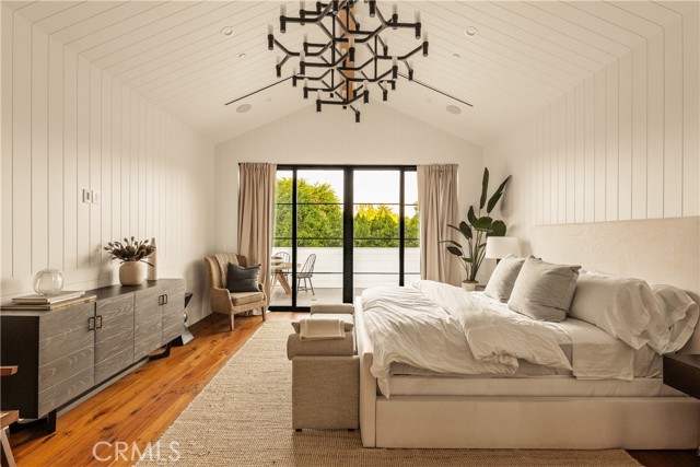 Detail Gallery Image 26 of 41 For 4930 Edgerton Ave, Encino,  CA 91436 - 5 Beds | 5/1 Baths