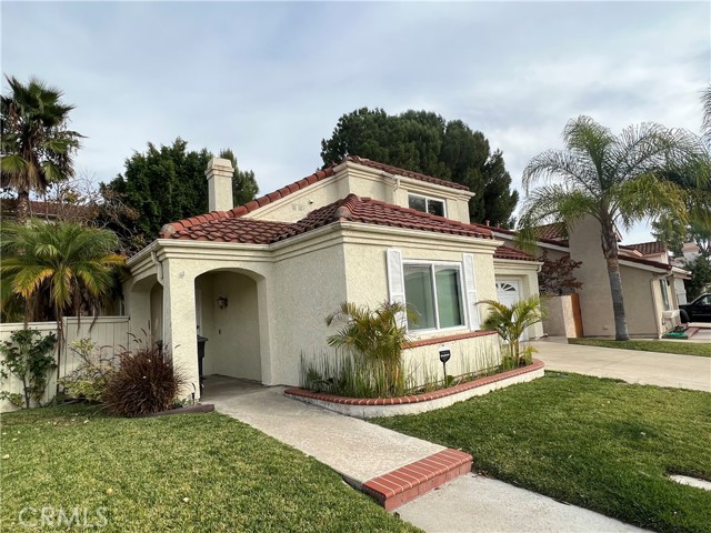 21552 Sterling Drive, Lake Forest CA: https://media.crmls.org/medias/7e8aa1f1-a0fc-49cb-86f4-589b0f55ac44.jpg