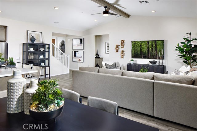 Detail Gallery Image 3 of 15 For 2063 Fernetta Pl, Perris,  CA 92571 - 5 Beds | 3 Baths