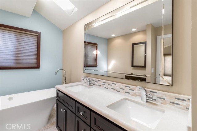 Detail Gallery Image 28 of 53 For 35302 Vista De Todo, Dana Point,  CA 92624 - 4 Beds | 3 Baths