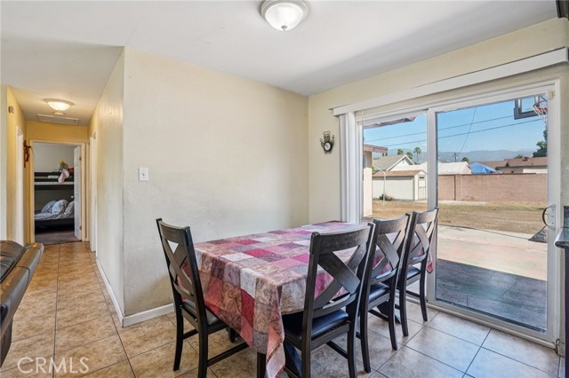 17245 E Arrow, Azusa CA: https://media.crmls.org/medias/7e8ccf82-d4c8-4afe-82bc-5d0249730ac1.jpg