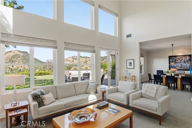 Detail Gallery Image 7 of 44 For 7343 Rutherford Hill, West Hills,  CA 91307 - 5 Beds | 5 Baths