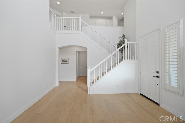 Detail Gallery Image 16 of 74 For 35987 Corte Renata, Murrieta,  CA 92562 - 5 Beds | 4 Baths