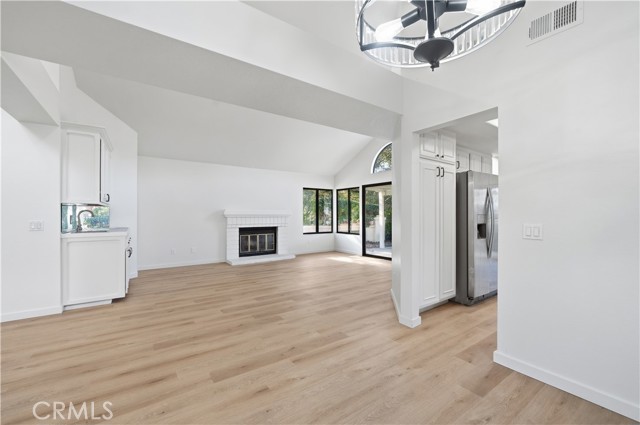 Detail Gallery Image 8 of 59 For 29104 Vista Valley, Vista,  CA 92084 - 2 Beds | 2 Baths