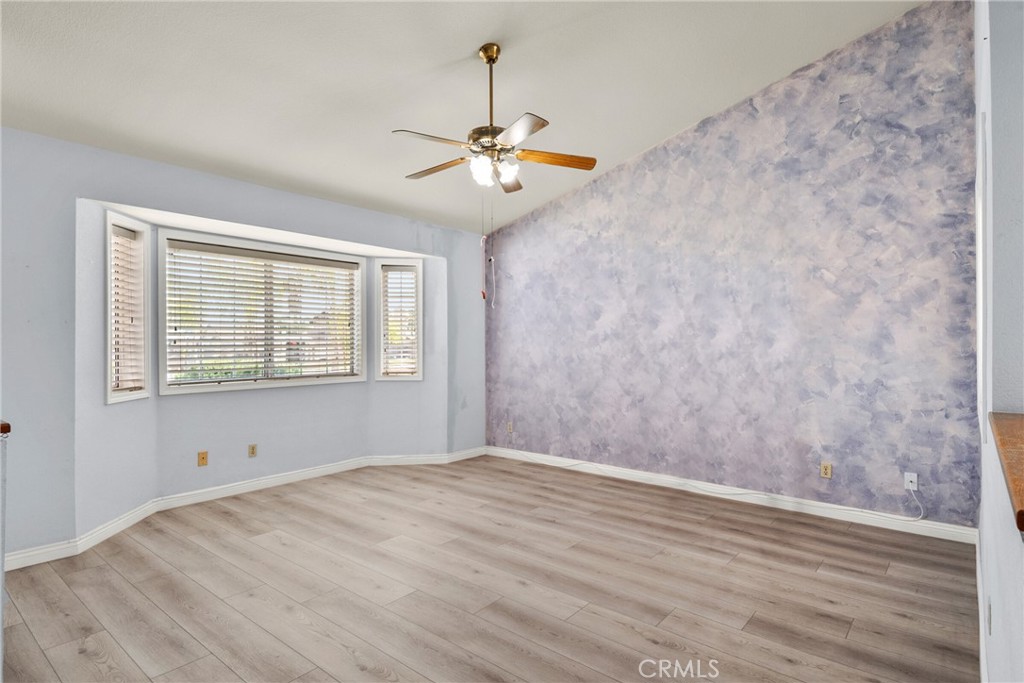 MLS #OC25106498 img 10