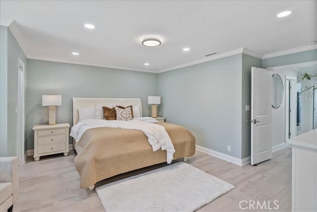 Detail Gallery Image 14 of 41 For 19705 Teresa Ct, Cerritos,  CA 90703 - 6 Beds | 3/1 Baths