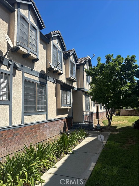 Detail Gallery Image 30 of 35 For 1814 8th Ave #P,  Monrovia,  CA 91016 - 2 Beds | 2/1 Baths