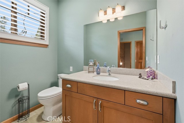 Detail Gallery Image 24 of 75 For 39290 Point, Bass Lake,  CA 93604 - 4 Beds | 5 Baths