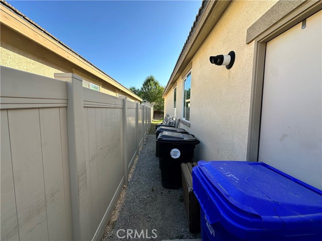 3978 Scarlet Oak Court, San Bernardino CA: https://media.crmls.org/medias/7e8faa7c-c3f2-4906-8903-9375148fbf10.jpg