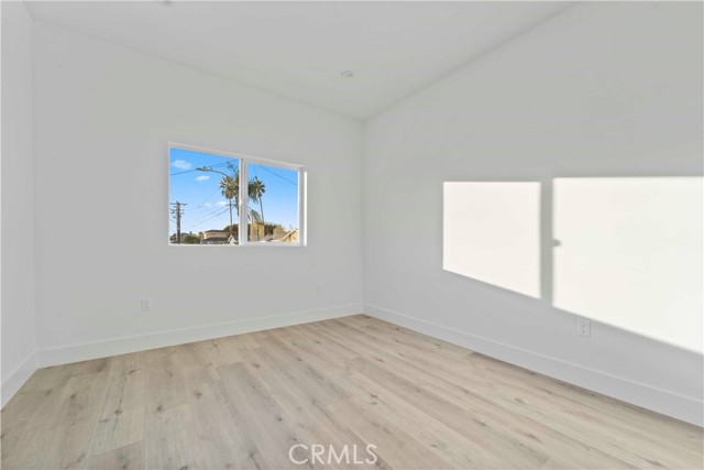 Detail Gallery Image 16 of 27 For 2825 190th Street a,  Redondo Beach,  CA 90278 - 4 Beds | 3/1 Baths