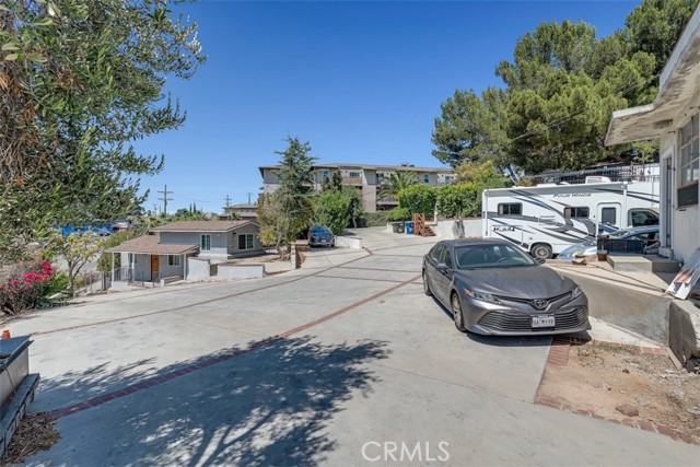 114 N Bonnie Beach Place, East Los Angeles CA: https://media.crmls.org/medias/7e91be28-63d7-4e48-ba15-8680b183527e.jpg