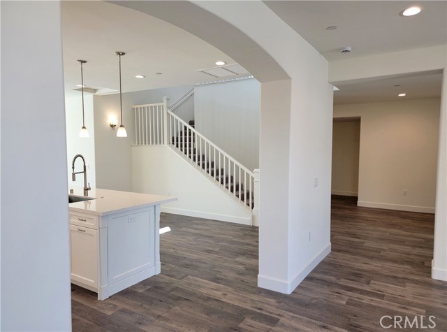 Detail Gallery Image 14 of 37 For 706 Manor Ln, Paso Robles,  CA 93446 - 6 Beds | 3 Baths