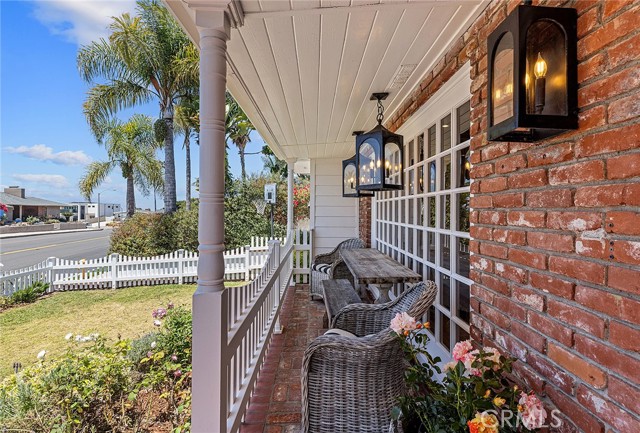 Detail Gallery Image 14 of 63 For 230 Esplanade, San Clemente,  CA 92672 - 4 Beds | 2 Baths