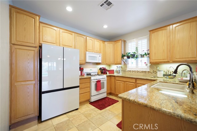 Detail Gallery Image 12 of 38 For 1168 Saguaro Rd, Beaumont,  CA 92223 - 3 Beds | 2 Baths