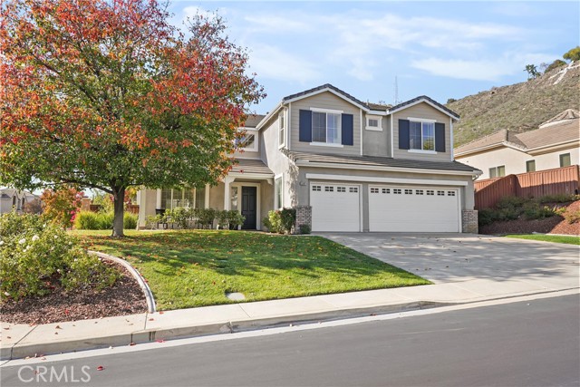 Detail Gallery Image 11 of 74 For 35987 Corte Renata, Murrieta,  CA 92562 - 5 Beds | 4 Baths