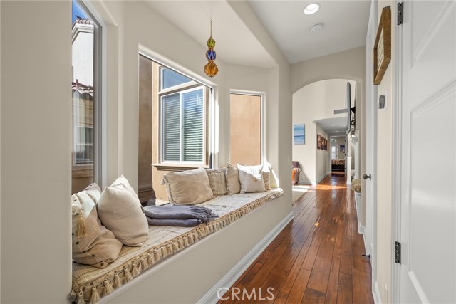 Detail Gallery Image 38 of 56 For 216 10th St, Huntington Beach,  CA 92648 - 4 Beds | 3/2 Baths