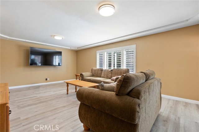 414 Deepmead Avenue, La Puente CA: https://media.crmls.org/medias/7e958078-a30d-45c5-99e7-a44a30aad04e.jpg