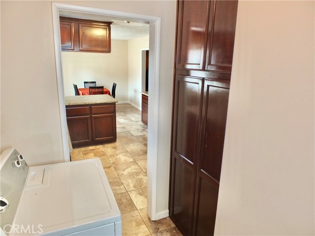 1301 W Robidoux Street, Wilmington CA: https://media.crmls.org/medias/7e967973-1256-4d56-b81c-01ca59a9e1b0.jpg