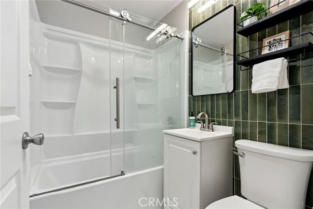 Image 16 of 18 For 4073 Riviera Drive