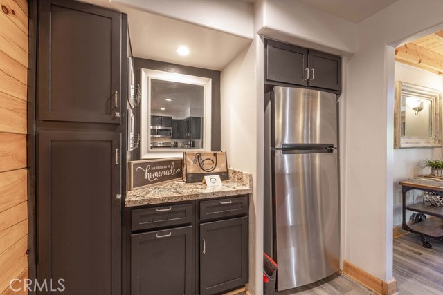 893 Silver Tip Drive, Big Bear CA: https://media.crmls.org/medias/7e97df84-8721-4760-b6bf-ead26f7a21e4.jpg