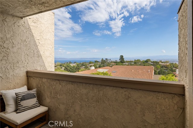 58 Hilltop Circle, Rancho Palos Verdes, California 90275, 3 Bedrooms Bedrooms, ,2 BathroomsBathrooms,Residential,For Sale,Hilltop,SB25198066