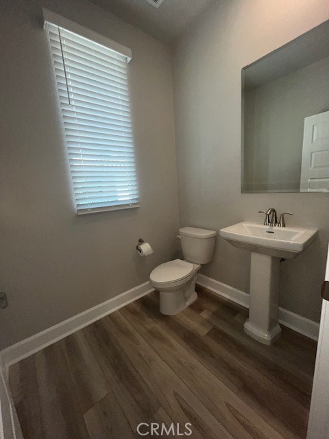 7256 Highwater Dr, Huntington Beach CA: https://media.crmls.org/medias/7e99c6dc-de38-415e-acf6-b95ffd2311fa.jpg