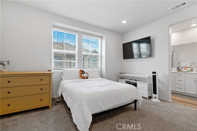 Image 16 of 27 For 40845 Melrose Drive