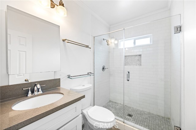 Detail Gallery Image 13 of 18 For 2211 Hyperion Ave, Los Angeles,  CA 90027 - 2 Beds | 1 Baths