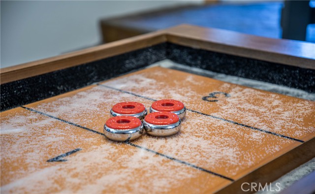 Detail Gallery Image 33 of 39 For 1002 White Mountain, Big Bear City,  CA 92314 - 4 Beds | 3/1 Baths