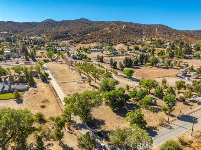 Detail Gallery Image 57 of 62 For 10010 Leona Ave, Leona Valley,  CA 93551 - 4 Beds | 3 Baths