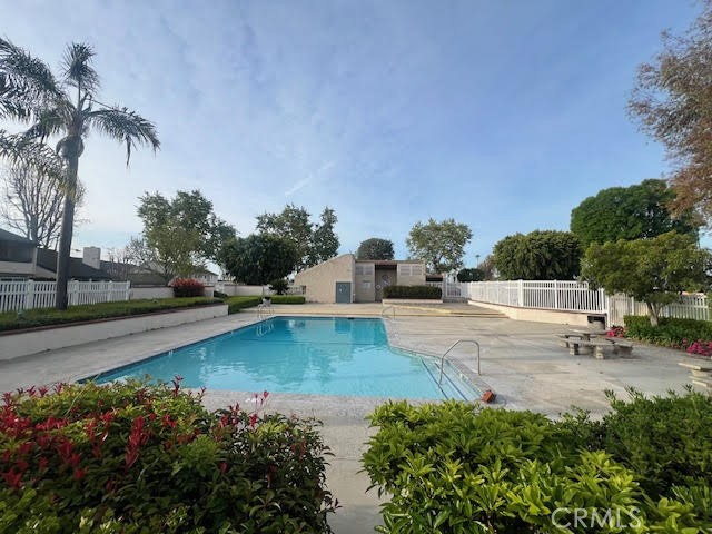 Detail Gallery Image 16 of 20 For 520 Breezewood Ct, Brea,  CA 92821 - 3 Beds | 2/1 Baths