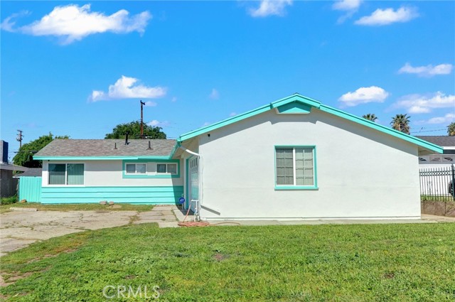 Detail Gallery Image 1 of 16 For 2197 Larchmont St, Pomona,  CA 91767 - 3 Beds | 2 Baths