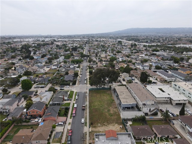 Image 4 of 9 For 21821 Harvard Boulevard