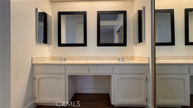 Detail Gallery Image 19 of 36 For 13677 Ivanpah, Apple Valley,  CA 92308 - 3 Beds | 2 Baths