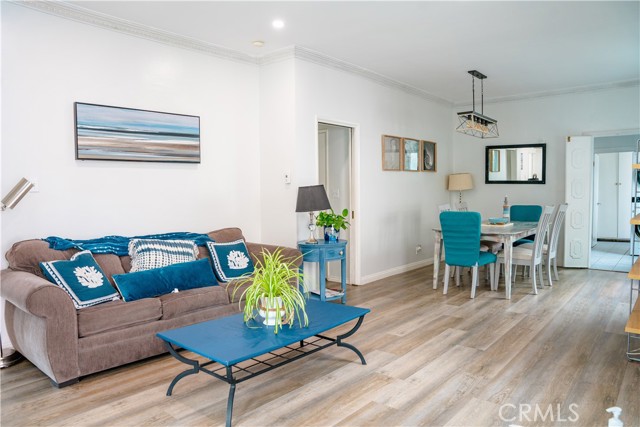 Detail Gallery Image 7 of 21 For 122 Lime Ave, Long Beach,  CA 90802 - 2 Beds | 2 Baths