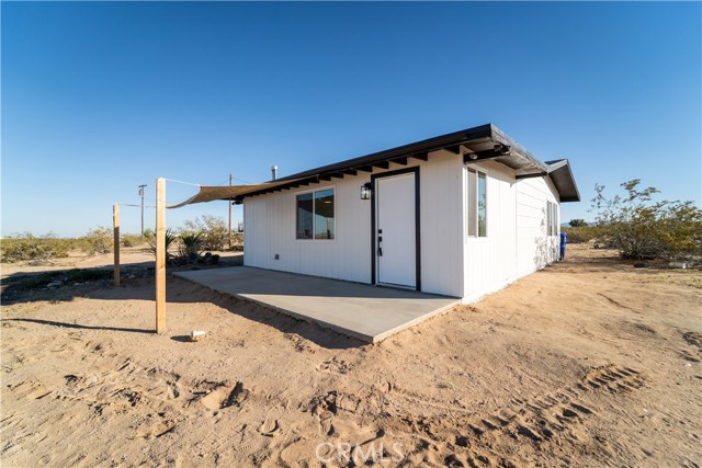 Front Image Thumbnail for CRDW26063254