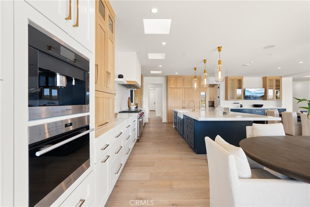 MLS #OC25251950 image #11