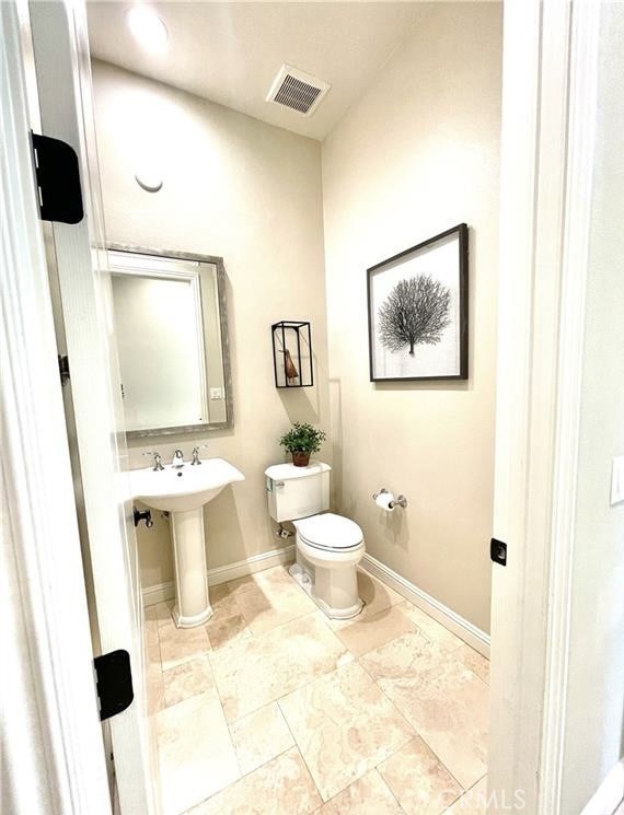 Detail Gallery Image 10 of 37 For 101 Fowler, Irvine,  CA 92602 - 5 Beds | 5/1 Baths