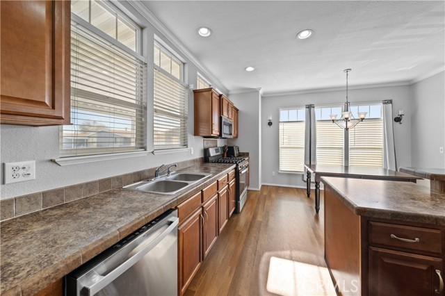 Detail Gallery Image 30 of 35 For 2107 Colleen Dr, Rosamond,  CA 93560 - 3 Beds | 2 Baths