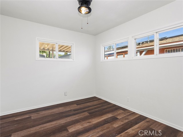 Detail Gallery Image 18 of 41 For 15231 Tyler St, Sylmar,  CA 91342 - 3 Beds | 1 Baths