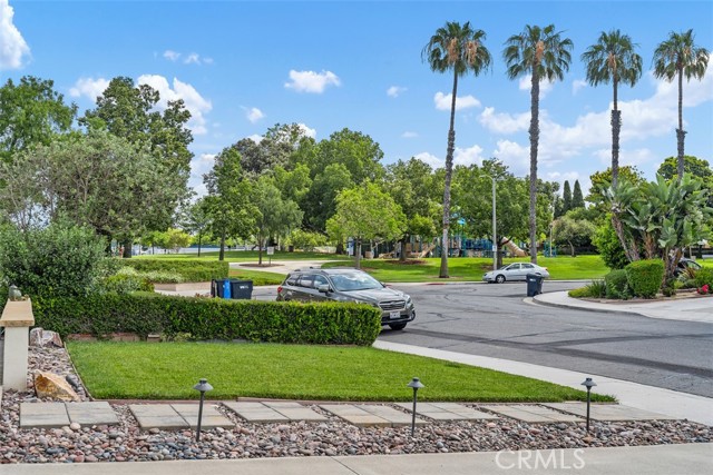 14801 Mayten Avenue, Irvine CA: https://media.crmls.org/medias/7e9f33e6-4d08-47ba-9a1a-331bbe894b85.jpg