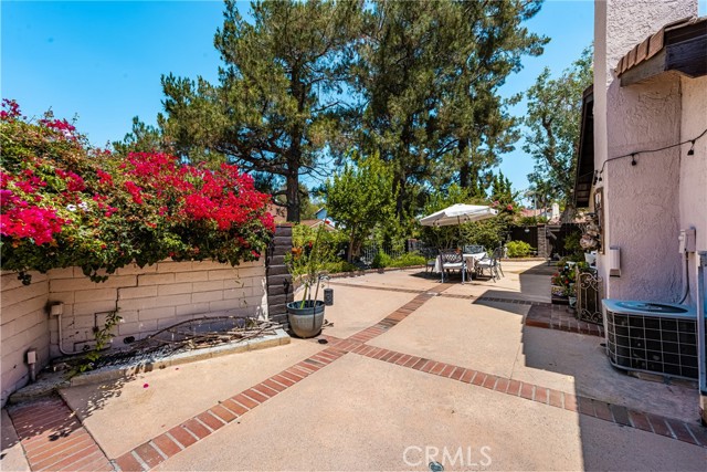 Detail Gallery Image 14 of 54 For 1520 E Newcrest Dr, West Covina,  CA 91792 - 3 Beds | 2 Baths