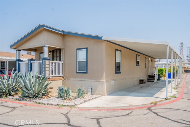 Detail Gallery Image 3 of 37 For 22111 Newport Ave #5,  Grand Terrace,  CA 92313 - 3 Beds | 2 Baths